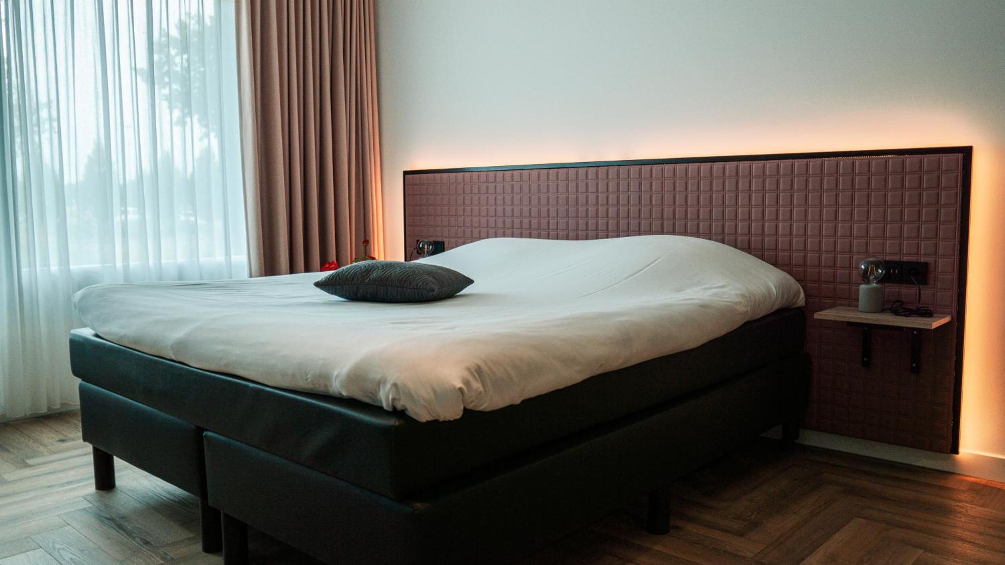Harteluk Joure Hotel Exterior photo